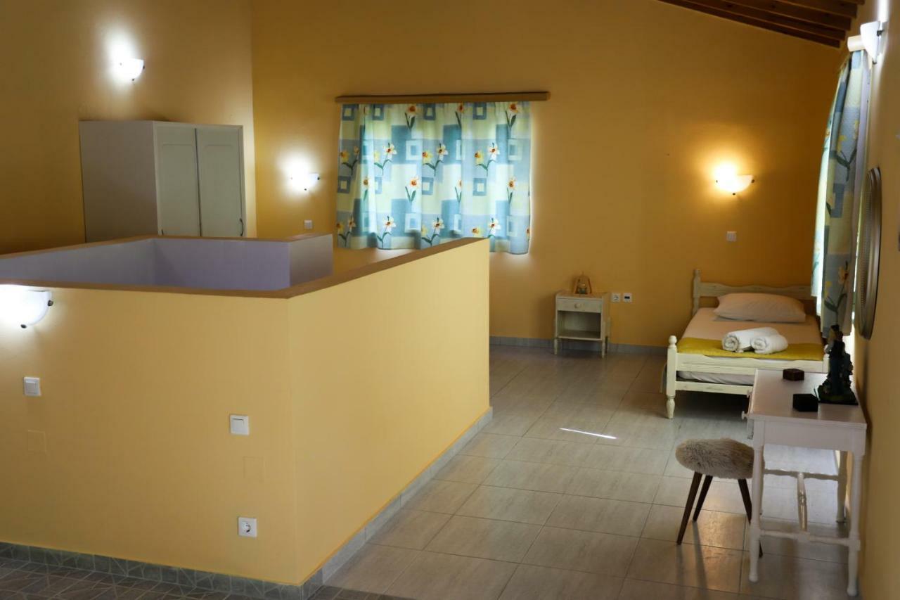 George'S Sweet N' Cozy Maisonette In Ipsos Corfu Dış mekan fotoğraf