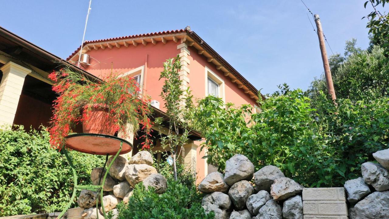 George'S Sweet N' Cozy Maisonette In Ipsos Corfu Dış mekan fotoğraf